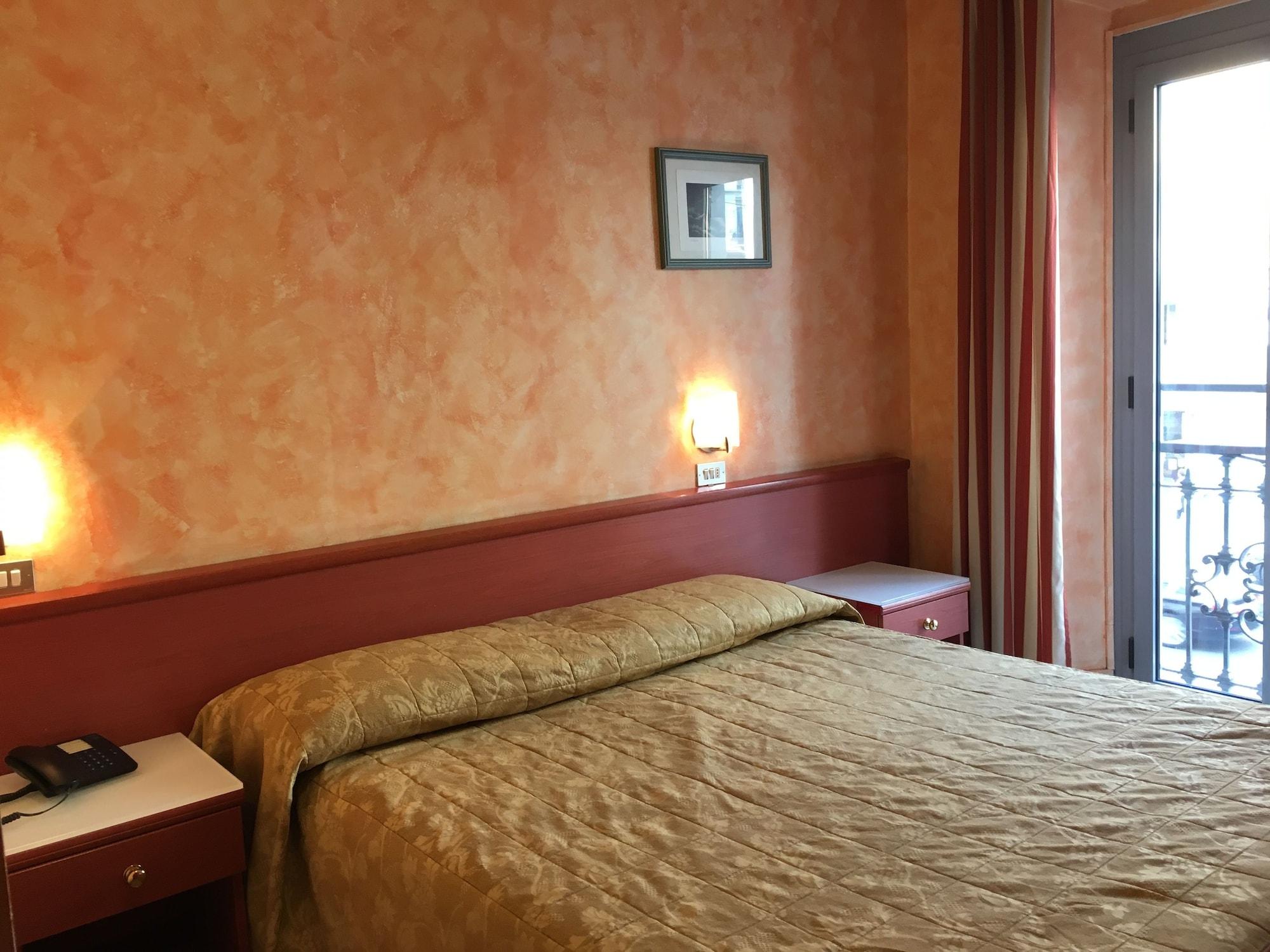 Hotel Aurora Milan Exterior photo