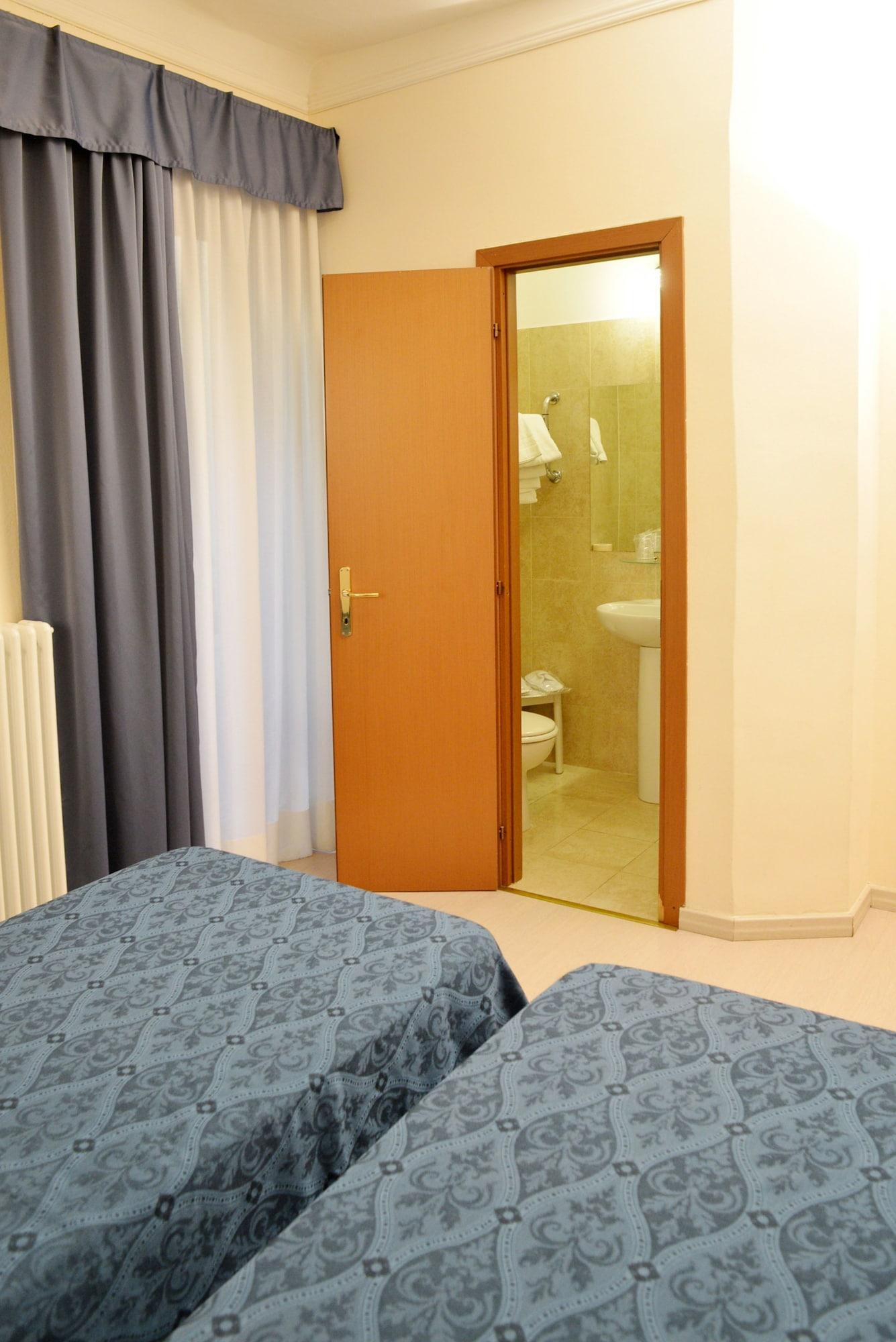 Hotel Aurora Milan Exterior photo