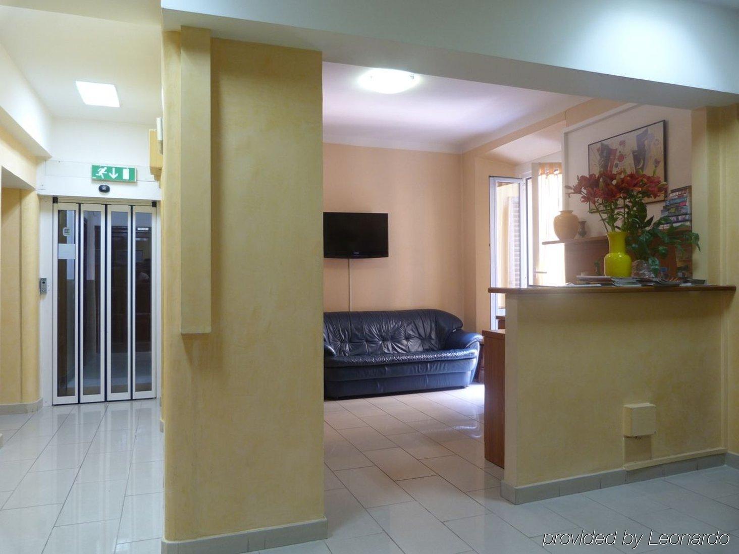 Hotel Aurora Milan Interior photo